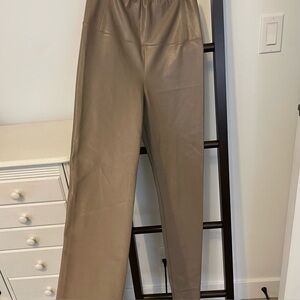 Wilfred Free Taupe/Tan leggings. Size medium.  EUC. Stretchy.